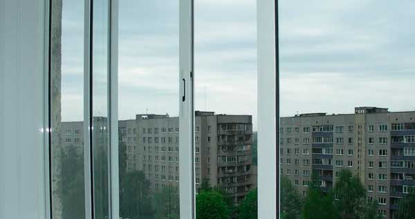 Раздвижные окна из алюминия