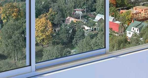 Алюминиевые раздвижные балконные рамы